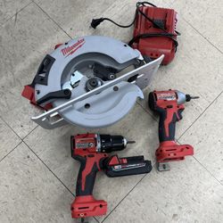Milwaukee tool set ,Circular 7-1/4 Saw,1/2Hammer,1/4 impact Drill -Driver/ Battery -Charger 