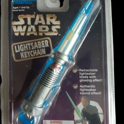 Star Wars Lightsaber Keychain 1997 With Sound Effect,New Sealed in Package