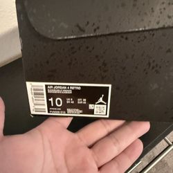 Jordan 4s (Black Cats)