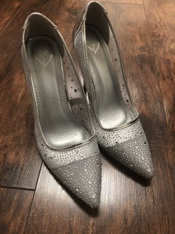 Silver Heels - Brand New
