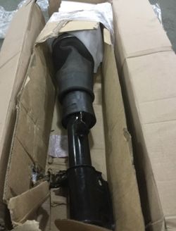 Range Rover left front strut