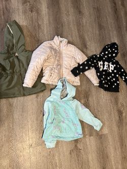 Ropa De Niña Size 4 Y 5