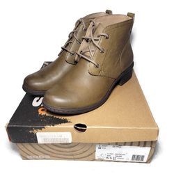 Bogs Kristina Chukka Women's Taupe Leather Waterproof Boots, Size 6.5 New