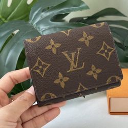 Louis Vuitton card wallet