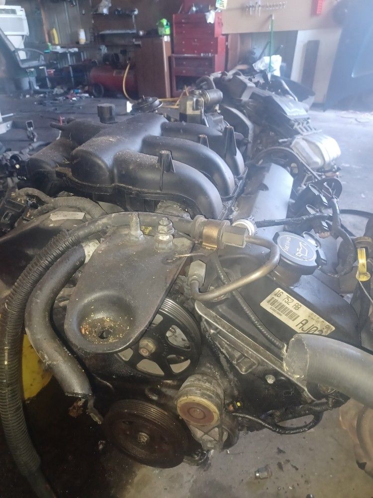 03 Escape 3.0 Engine