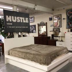 White Queen Platform Bedroom Set – Modern Clean Look


