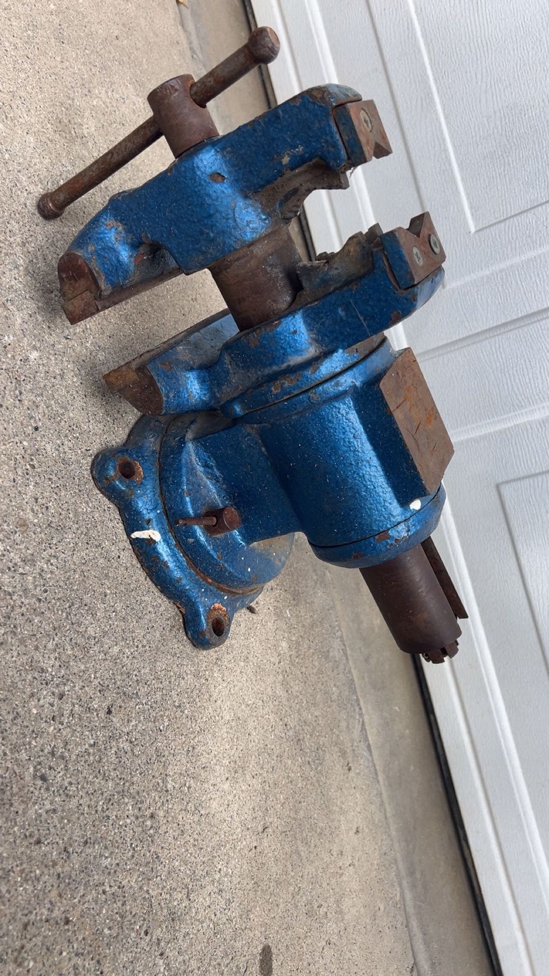 Vise $60