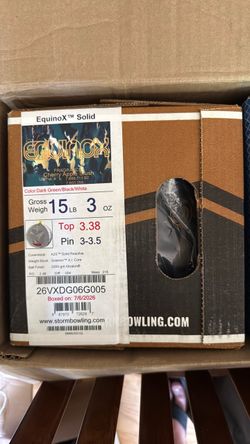 Storm EquinoX Solid bowling ball - 15 Lbs - New