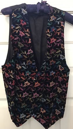 Vest, black base with embroidered pattern on front side