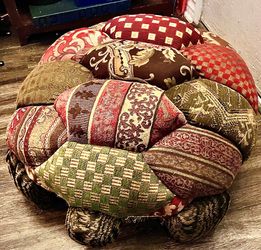 Tortoise ottoman