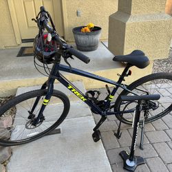 Trek Verve 3 Mountain Bike