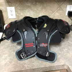 Riddell Shoulder Pads
