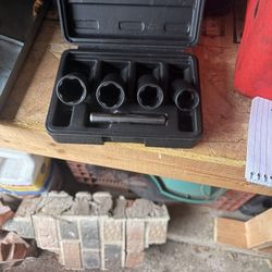 Maddox Lug Nut Extractor Set 
