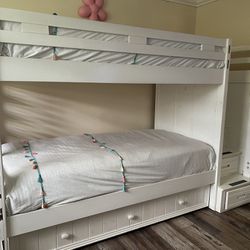 Twin sized bunk bed with three twin mattresses INCLUDED