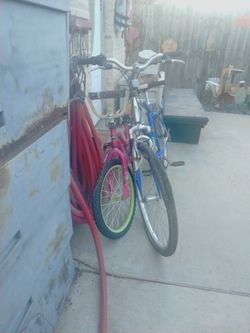 2 Bikes (Pink.and Blue)
