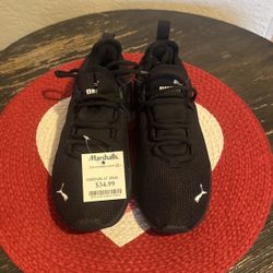 Boys Puma Sneakers Size 5 - Brand New