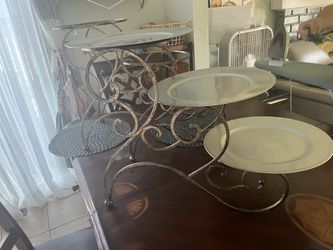 cake holders 100 for too