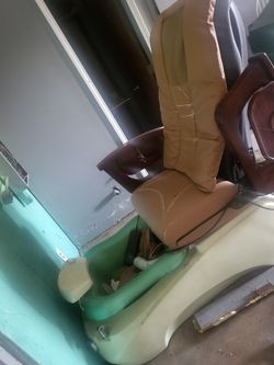 2 Spa Chairs 350.00 A Piece