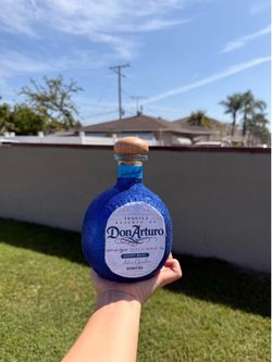 glitter blue designed bottle !