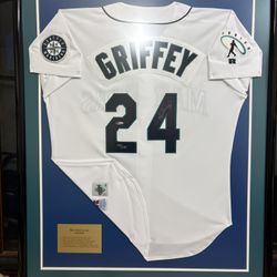 Ken Griffey Jr Signed Jersey !!! Limited /240 !! Uda 