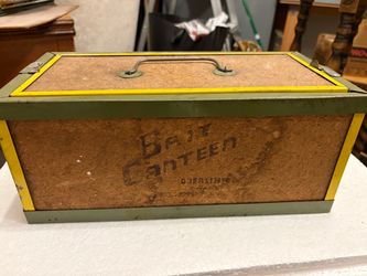 Vintage Bait Canteen Cork Fishing Box