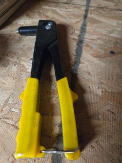Rivet tool