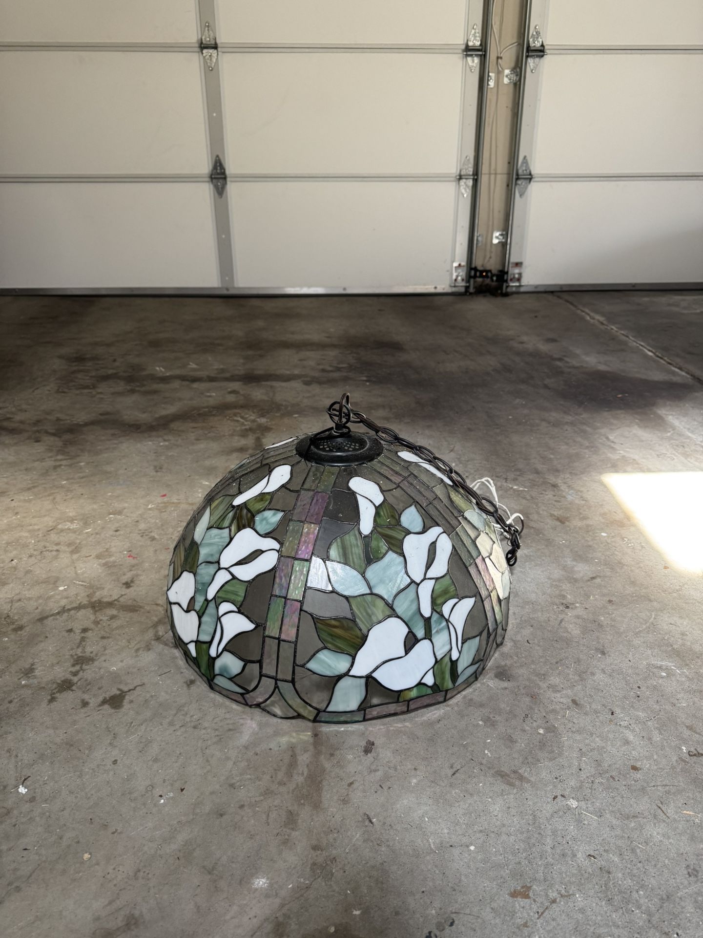 Vintage Tiffany Style Glass Ceiling Light