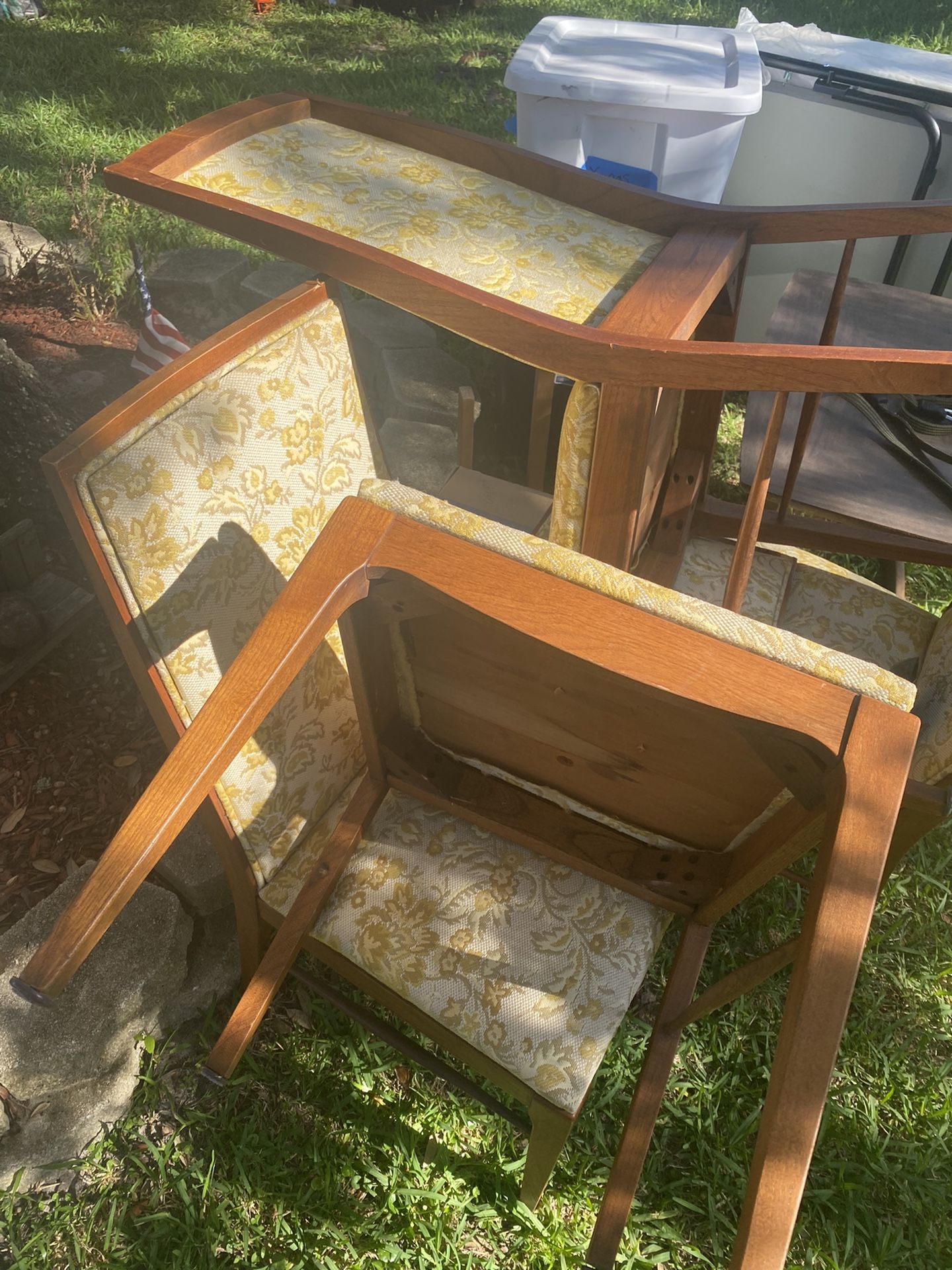 Ugly Kitchen Table Chairs