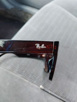 Ray-Ban Sunglasses 🕶️😎 (Authentic)