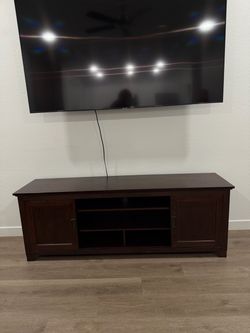 Tv stand