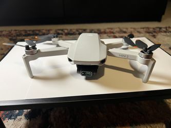 DJI Mini 2 Drone Bundle