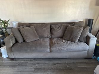 Extremely Comfortable Deep-Seat Sable/Mocha Plush Sofa with 4 Pillows