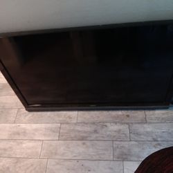 55" Vizio Flat-screen With Remote And Wallmount