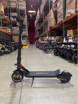 Electric scooter