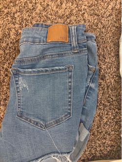 Women’s name brand clothes