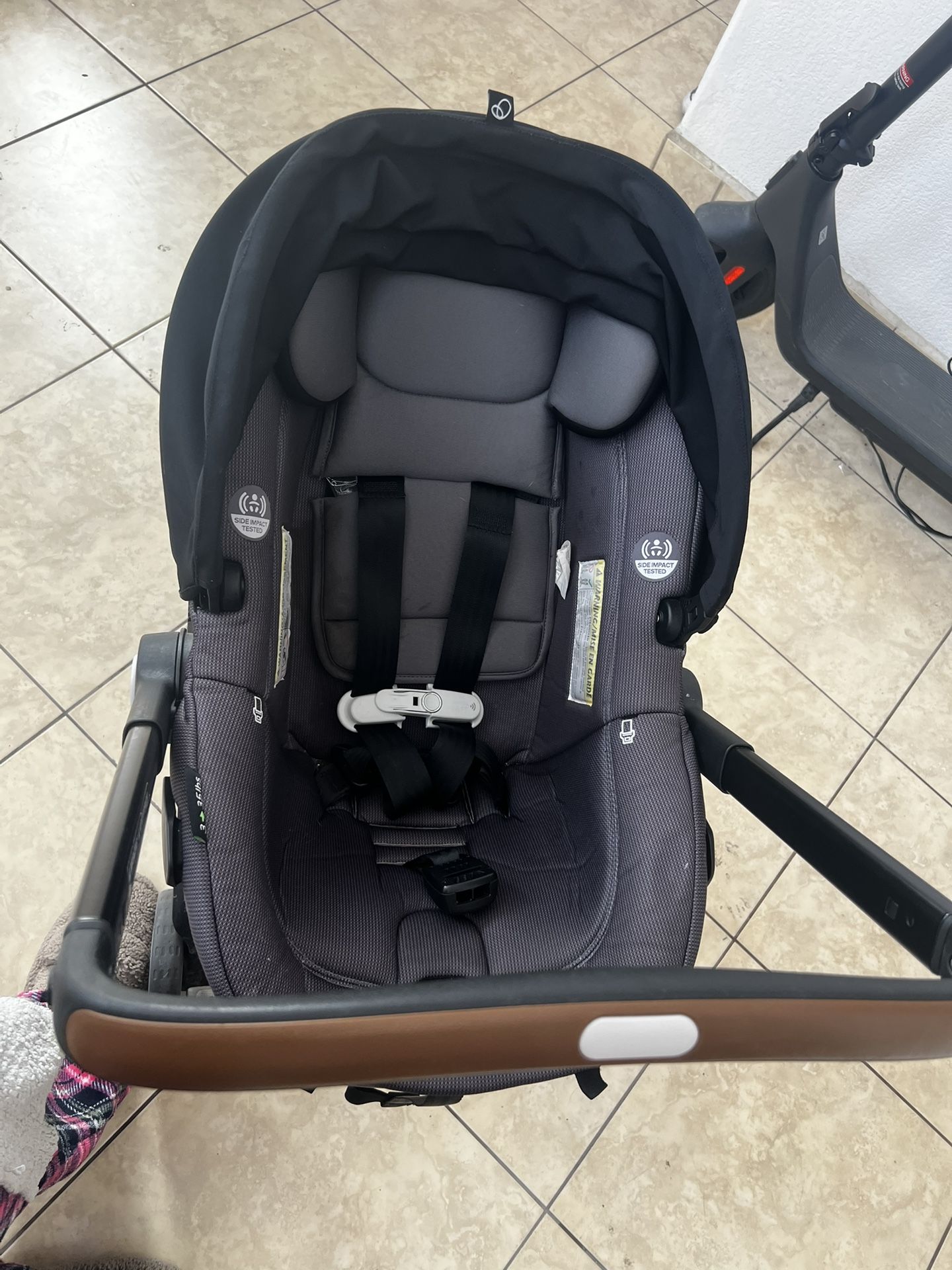 Shyft dualride car seat and stroller combo