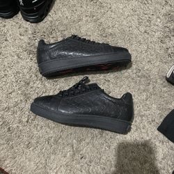 Sz 9.5/10 Men’s $80 FIRM NO TRADES 