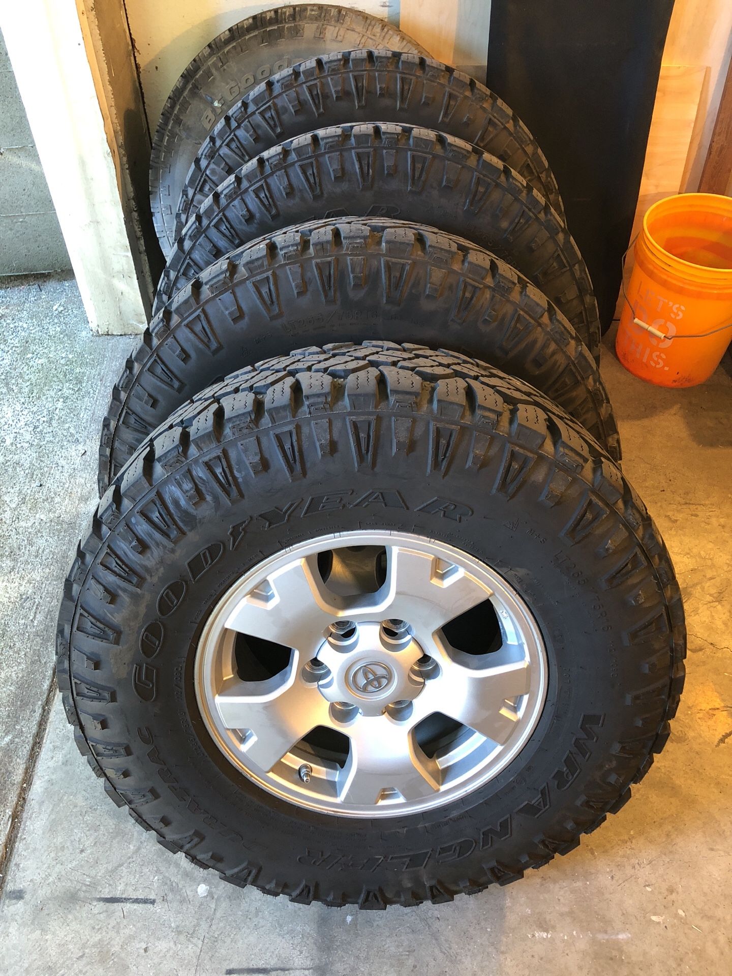 (4) Tacoma Wheels and 265/75R16 Duratrac Tires