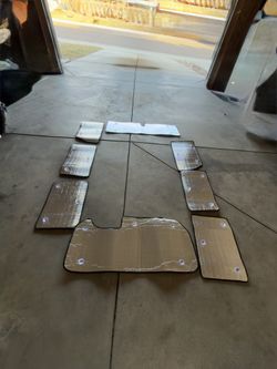 Window Sun Shades – 2017 Jeep Wrangler Unlimited – Strong Suction – Like New