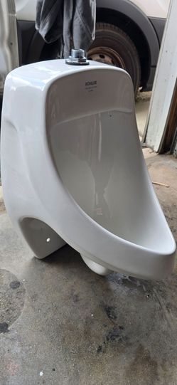 Kohler Wall-Mount Urinal