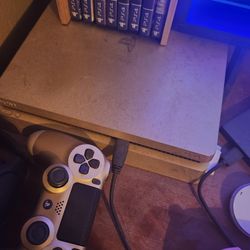 Gold Ps4 Slim