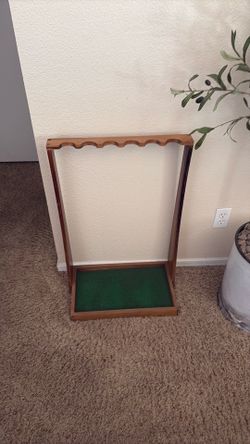 Golf club stand