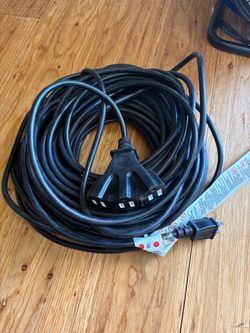 100 foot extension cord