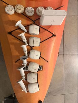 Arlo cameras system and TV