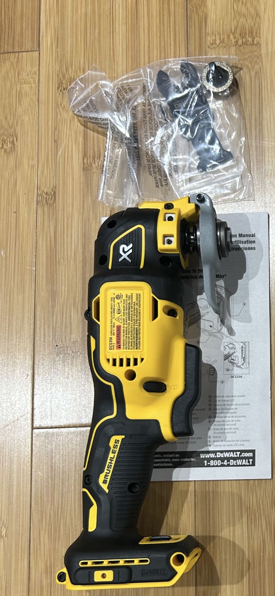 Brand new Dewalt  XR Oscillating Multi-tool Brushes motor W/3 speed 20Vmax  Cordless