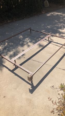 King metal bed frame