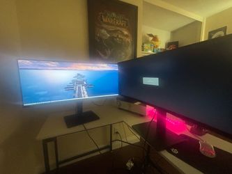 LG 34” UltraWide Curved Monitor (34BQ77QC-B) – Excellent Condition