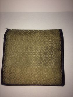 C wallet