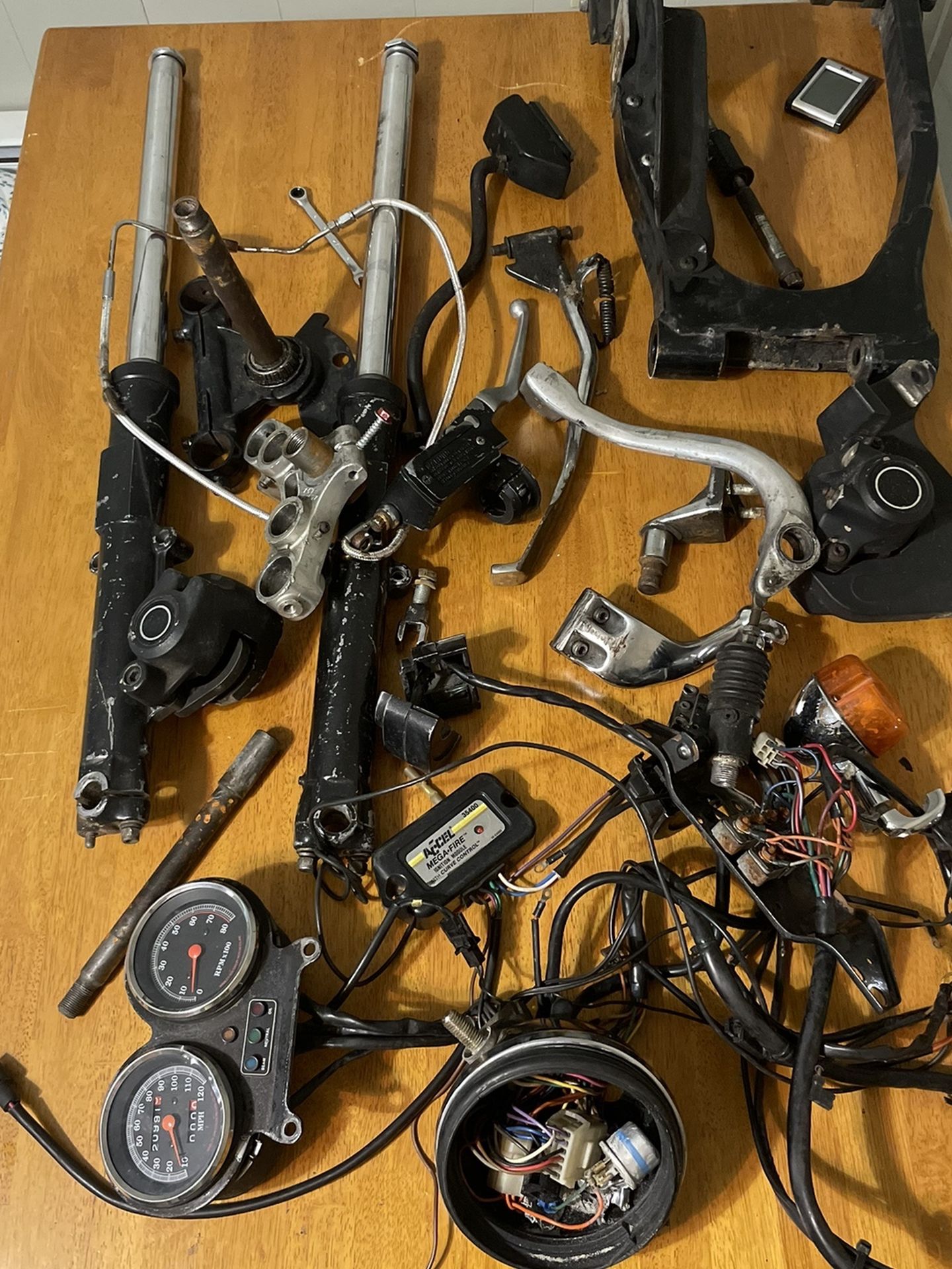 Harley Davidson OEM FXR Parts