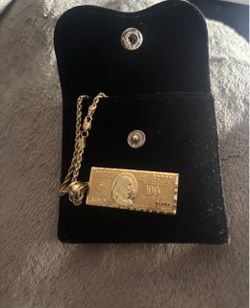 100$ bill pendant with rope chain